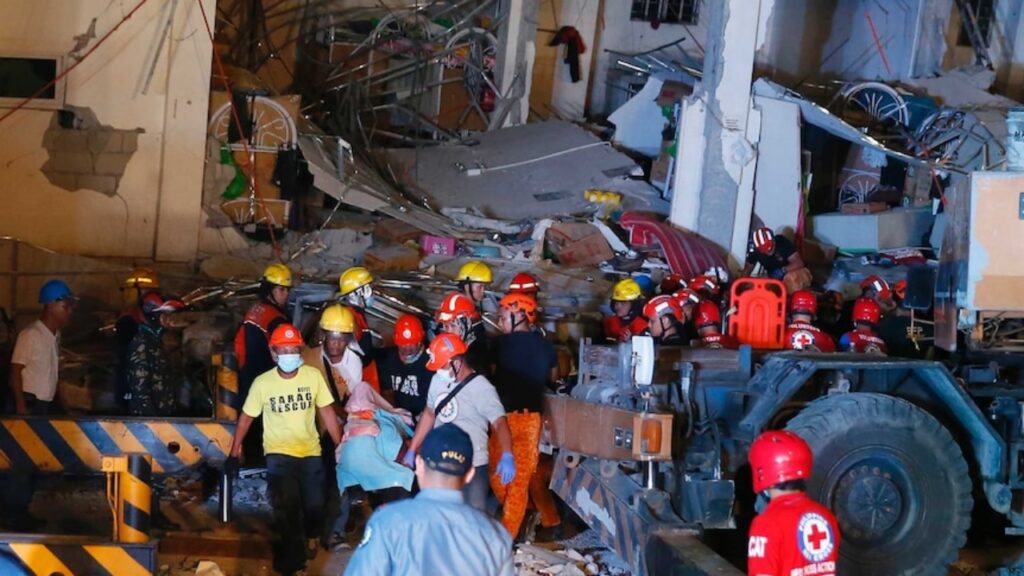 ভয়াবহ ভূমিকম্পে কেঁপে উঠল ফিলিপিন্স! মৃত অন্তত ৩১