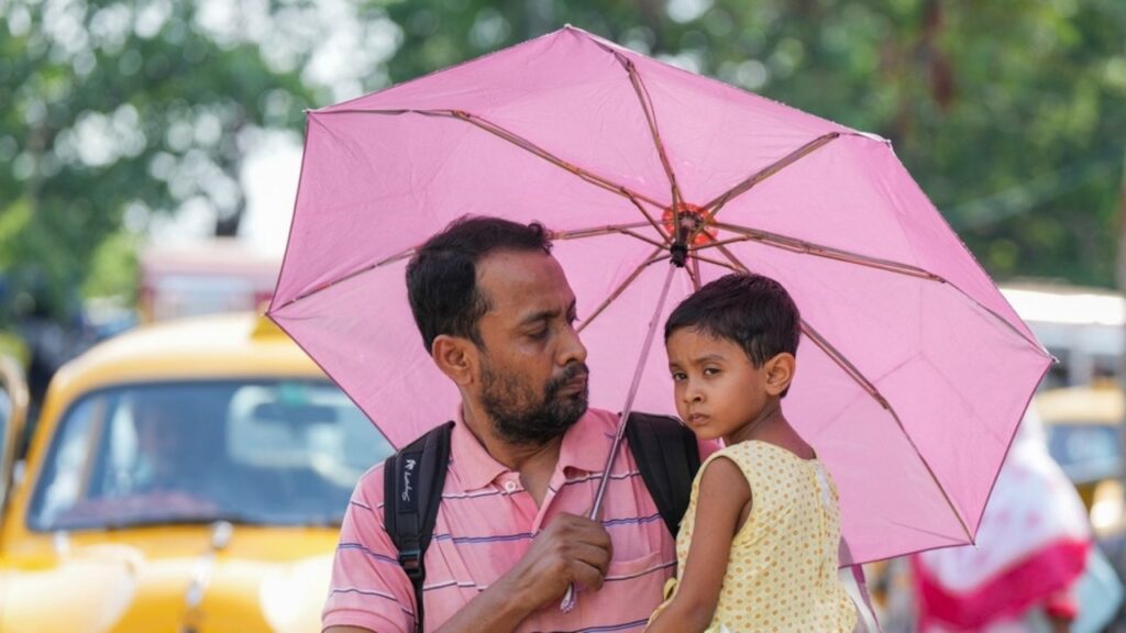 Weather Update: আজ ভাইফোঁটা, কেমন থাকবে আজ রাজ্যের আবহাওয়া?