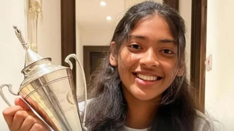 ইংল্যান্ডের কোর্টে তামান্নার দাপট: মাত্র ১৬ বছরেই চারটি ট্রফি জয় বঙ্গকন্যার