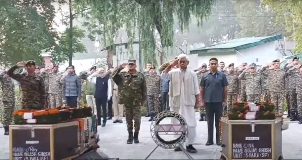 শহিদ জওয়ান সুজয়কে গান স্যালুটে শেষ বিদায়, অশ্রুজলে ভাসল বীরভূমের রাজনগর