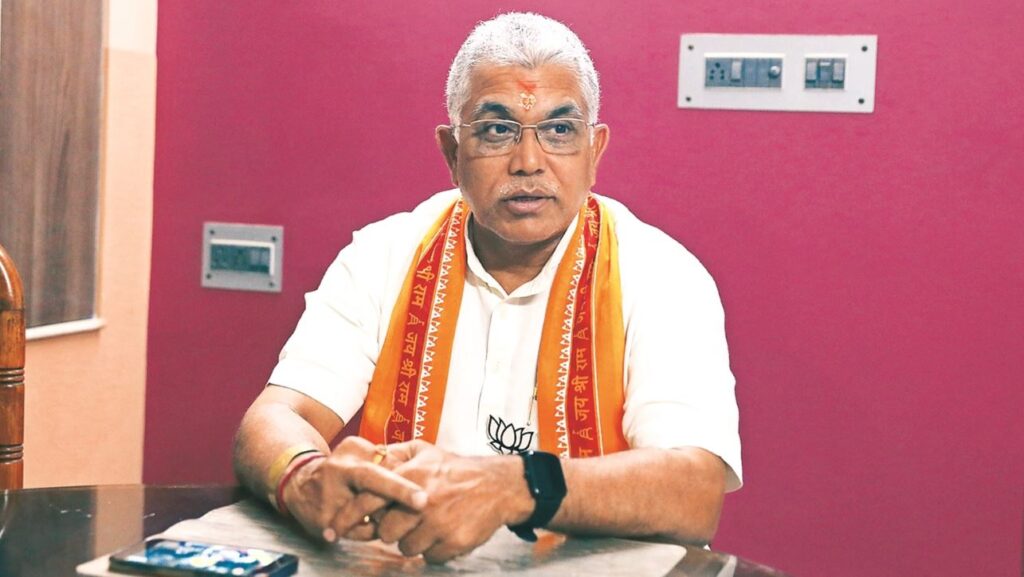 BJP-র গুরুত্বপূর্ণ কোর কমিটির বৈঠকে ফের ব্রাত্য দিলীপ, কারণ নিয়ে রাজনৈতিক মহলে চলছে চর্চা