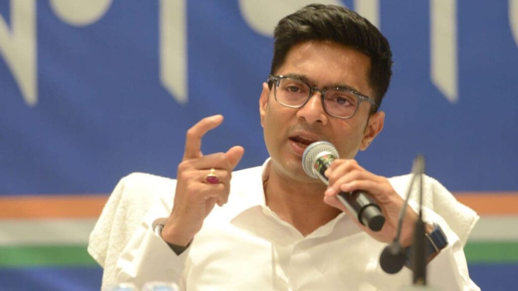 SIR in Bengal: শুক্রে ভার্চুয়াল বৈঠক অভিষেকের, ভোটার তালিকার সংশোধন নিয়ে কী বার্তা দেবেন তৃণমূলের সেনাপতি?