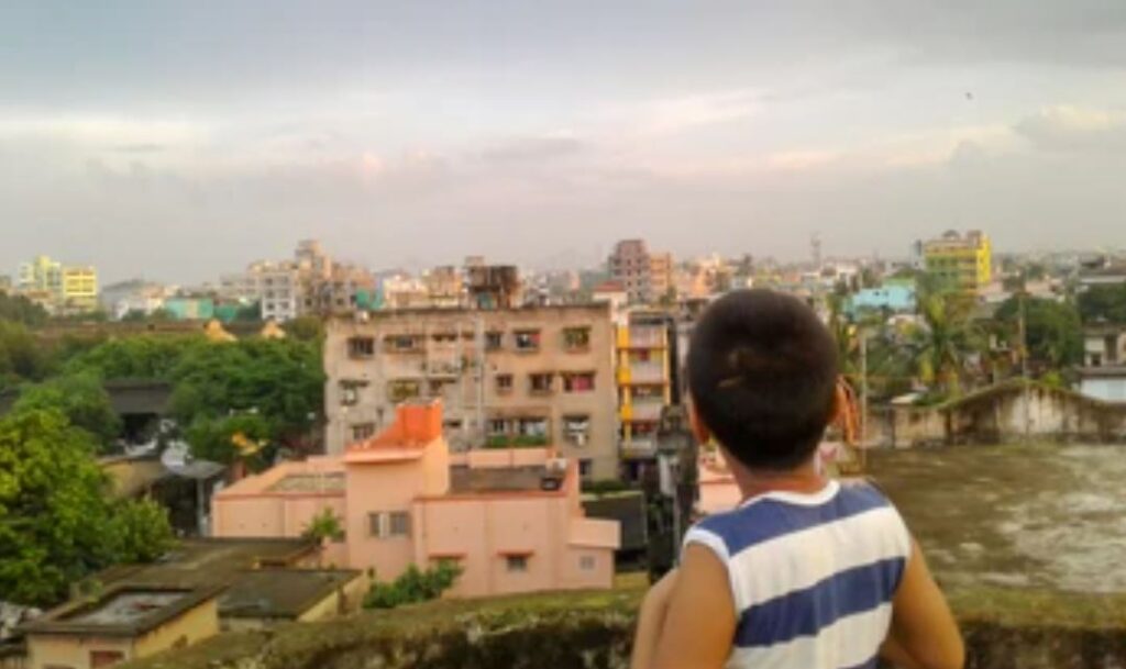 কলকাতায় ছাদে উঠতে বারণ! কোথায়-কোথায় ছাদে উঠতে পারবেন না আপনি?