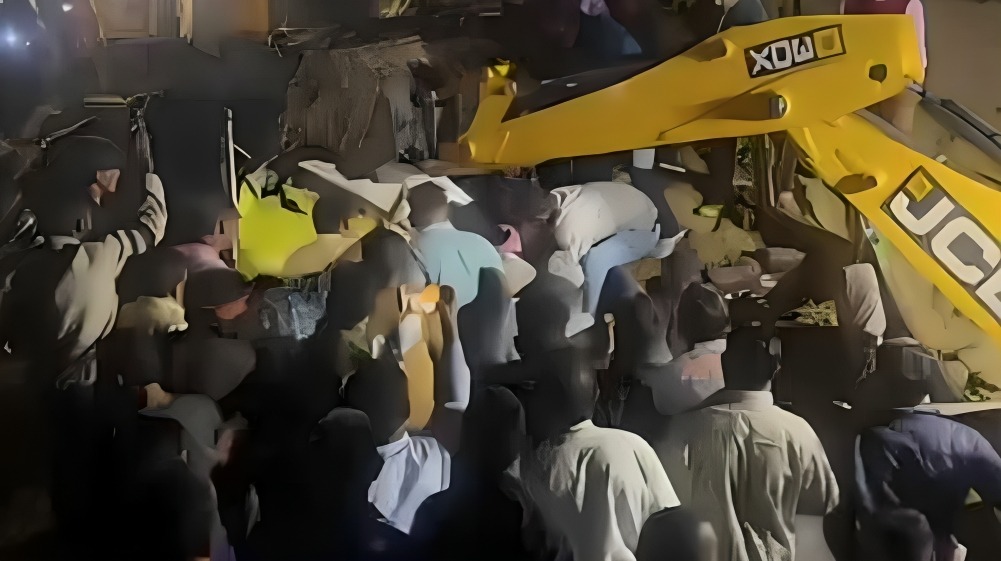 Himachal Bus Landslide: বিলাসপুরে ভূমিধসে মৃত কমপক্ষে ১৫, আটকে বহু যাত্রী