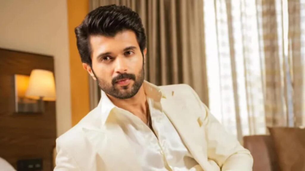 মাত্র কয়েক সেকেন্ডের ব্যবধান,মৃত্যুকে ছুঁয়ে ফিরলেন বিজয় দেবরকোন্ডা!