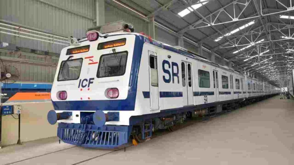 নতুন এসি লোকাল চালু, বাড়ল ট্রেন পরিষেবা: দমদম-বিধাননগরে প্ল্যাটফর্ম নির্দিষ্ট করল রেল