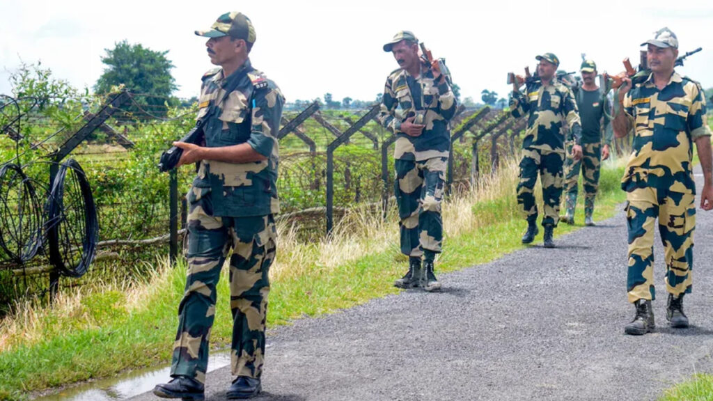 বাংলাদেশ সীমান্তে সমস্যা, ‘চিকেনস নেক’ করিডোরের সুরক্ষায় শিলিগুড়িতে জরুরি বৈঠক সেনা-প্রশাসনের