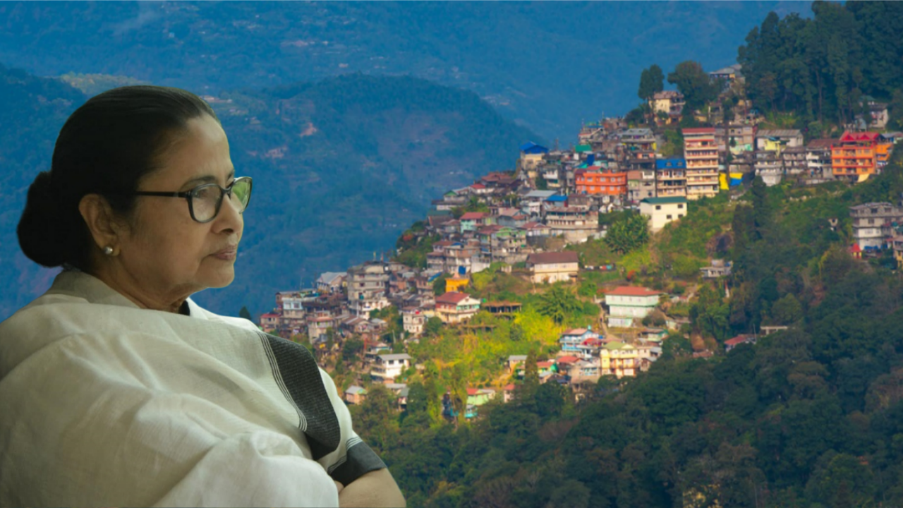 আজ ফের উত্তরবঙ্গে মমতা, পুনর্গঠনের কাজ নিয়ে রয়েছে প্রশাসনিক বৈঠক