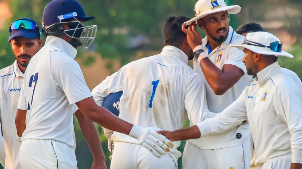 অসমের বিরুদ্ধে ড্র, হাতছাড়া ৪ পয়েন্ট—রঞ্জিতে ধাক্কা খেল বাংলা