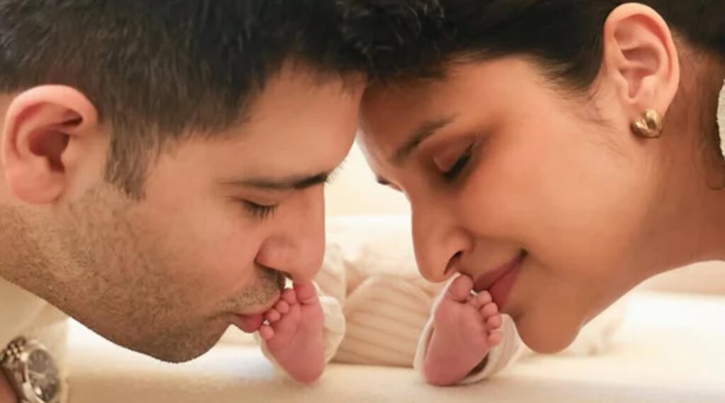 এক মাস পর ছেলের ছবি প্রকাশ্যে আনলেন পরিণীতি–রাঘব, কী নাম রাখলেন?