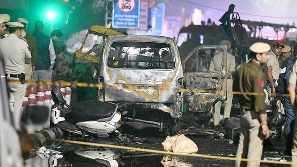Delhi Blast Update: পুলওয়ামা থেকে ধৃত ‘জৈশ ঘনিষ্ঠ’ ইলেকট্রিশিয়ান