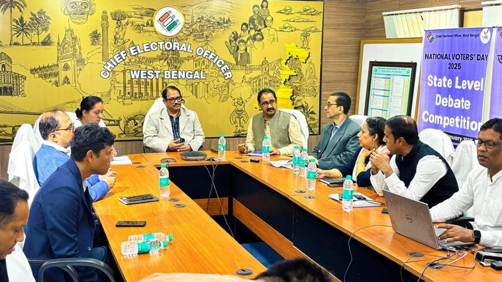 SIR নিয়ে বড় কর্মসূচি, মঙ্গলে রাজ্যে আসছে কমিশনের টিম