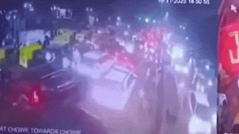 ১০/১১ দিল্লি বিস্ফোরণ :  CCTV ফুটেজে ধরা পড়ল বিস্ফোরণের ভয়াবহতা, দেখুন ভিডিও