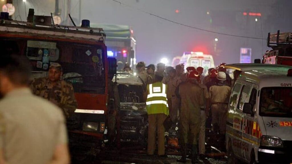 ১০/১১ দিল্লি বিস্ফোরণ : জইশ জড়িত? দিল্লি বিস্ফোরণের আগে সুনহেরি মসজিদের পার্কিং লটে ৩ ঘণ্টা দাঁড়িয়ে ছিল ঘাতক গাড়ি