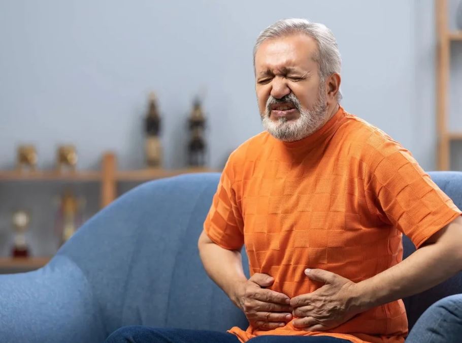 শীতকাল আর কোষ্ঠকাঠিন্য: কেন বাড়ে সমস্যা? সহজ ঘরোয়া উপায়ে মেলে সমাধান