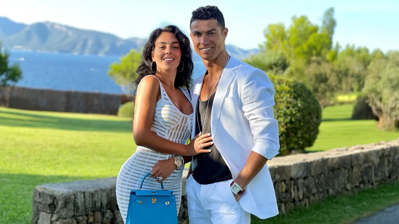 ২০২৬ বিশ্বকাপের পরেই বিয়ে রোনাল্ডো-জর্জিনার, ভেন্যু ঠিক হল ১৫১৪ সালের ঐতিহাসিক ক্যাথেড্রালে