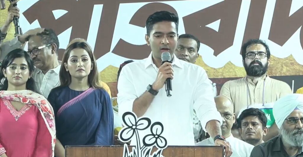 SIR ইস্যুতে দিল্লি অভিযানের ডাক অভিষেকের, BJP-কে বাংলায় ‘শূন্য’ করার হুঁশিয়ারি