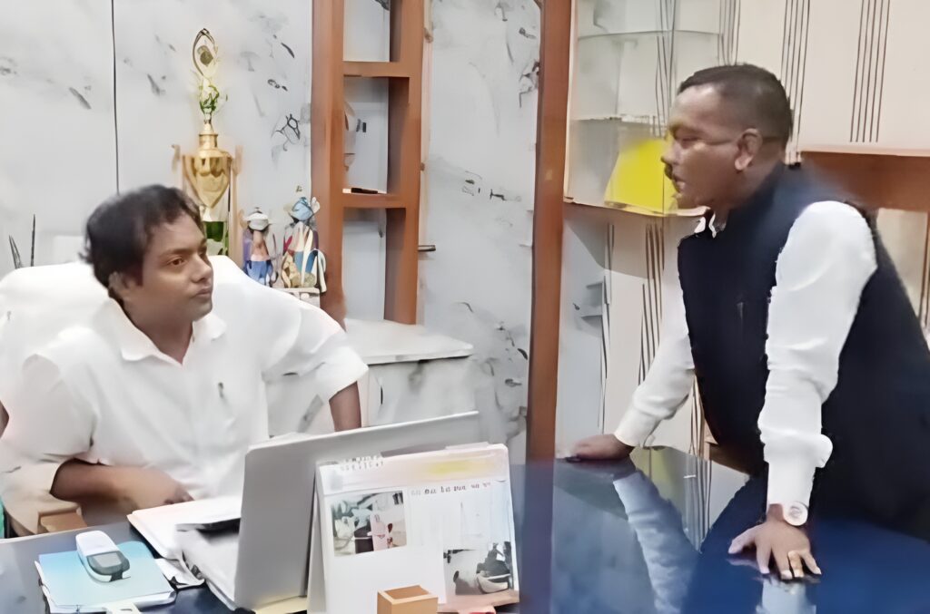 BDO-কে ধমকি! সরকারি দপ্তরে ‘দাদাগিরি’ আলিপুরদুয়ারের বিজেপি সাংসদ মনোজ টিগ্গার