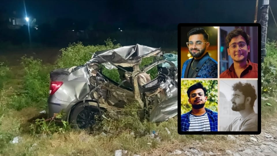 যোগীরাজ্যে লরিতে ধাক্কা গাড়ির, দুই বাঙালি সহ চার MBBS পড়ুয়ার মৃত্যু পথ দুর্ঘটনায়