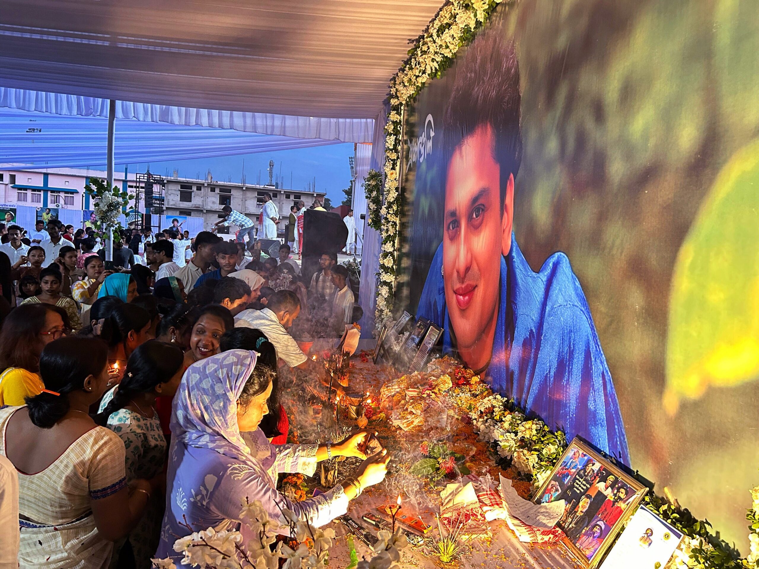 Zubeen Garg: জুবিনের মৃত্যু রহস্যে নয়া মোড়, SIT-র রিপোর্টে কান্নায় ভেঙে পড়লেন স্ত্রী গরিমা