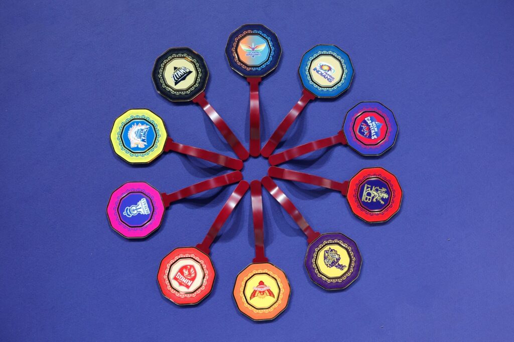 কেকেআরের বাজিমাত- রেকর্ড ২৫.২০ কোটিতে গ্রিন, বেঙ্গালুরুতে যোগ দিলেন বেঙ্কটেশ