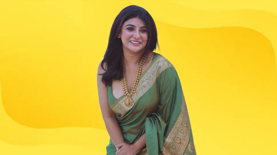 ফের ফুলবদল! আজই তৃণমূলের যোগ দিচ্ছেন অভিনেত্রী পার্নো মিত্র?