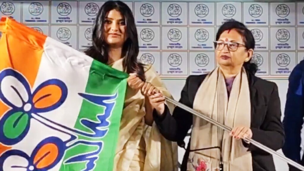 BJP ছেড়ে তৃণমূল কংগ্রেস যোগ দিলেন অভিনেত্রী পার্নো মিত্র