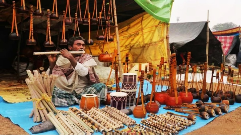 মঙ্গলে শুরু পৌষমেলা, আঁটসাঁট নিরাপত্তা ব্যবস্থা পুলিশের