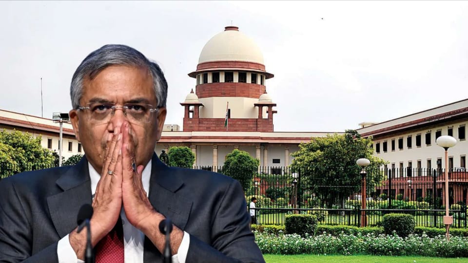 SIR নিয়ে অভিযোগ অতিরঞ্জিত? শীর্ষ আদালতে কমিশনের হলফনামায় তুঙ্গে বিতর্ক