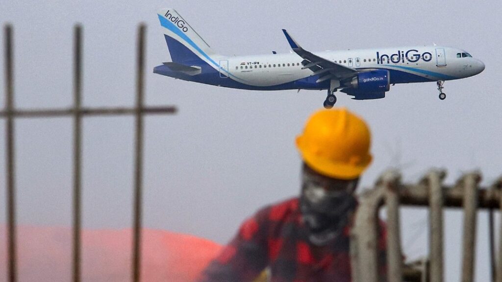 যাত্রীদের ক্ষতিপূরণ বাবদ ফেরত দেওয়া হবে প্রায় ৫০০ কোটি টাকা, জানাল IndiGo