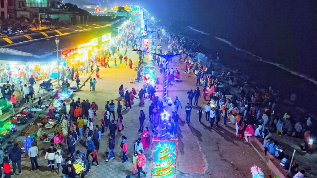 বর্ষশেষে দীঘায় জনসমুদ্র, জমজমাট বিচ ফেস্টিভ্যাল