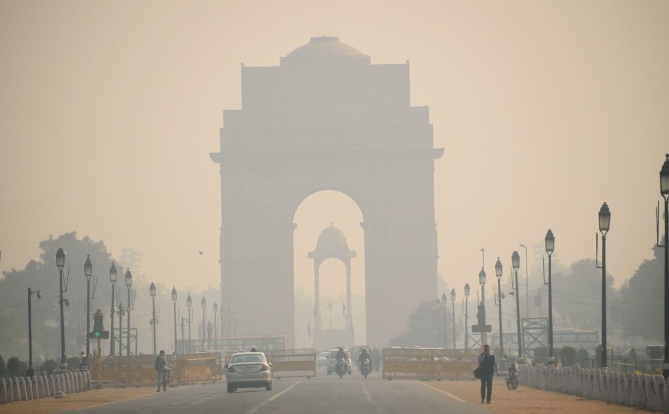 সোমের পর মঙ্গলেও ধোঁয়াশার দাপট, দৃশ্যমানতা কমে একাধিক দুর্ঘটনা দিল্লিতে, মৃত অন্তত চার