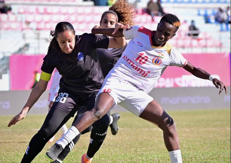 সাফ ক্লাব চ্যাম্পিয়নশিপে ইস্টবেঙ্গলের দাপট অব্যাহত, পাকিস্তানের করাচি সিটিকে উড়িয়ে শীর্ষে লাল-হলুদের মেয়েরা