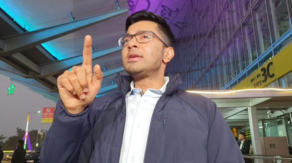 বাঙালি নিগ্রহ থেকে সীমান্তে ব্যর্থতা, একাধিক ইস্যুতে বিজেপির বিরুদ্ধে সুর চড়ালেন অভিষেক