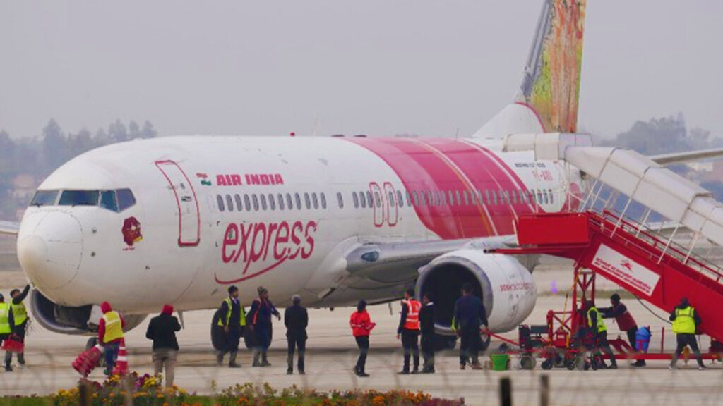 যান্ত্রিক ত্রুটি! কোচিতে Air India Express-র বিমানের জরুরি অবতরণ