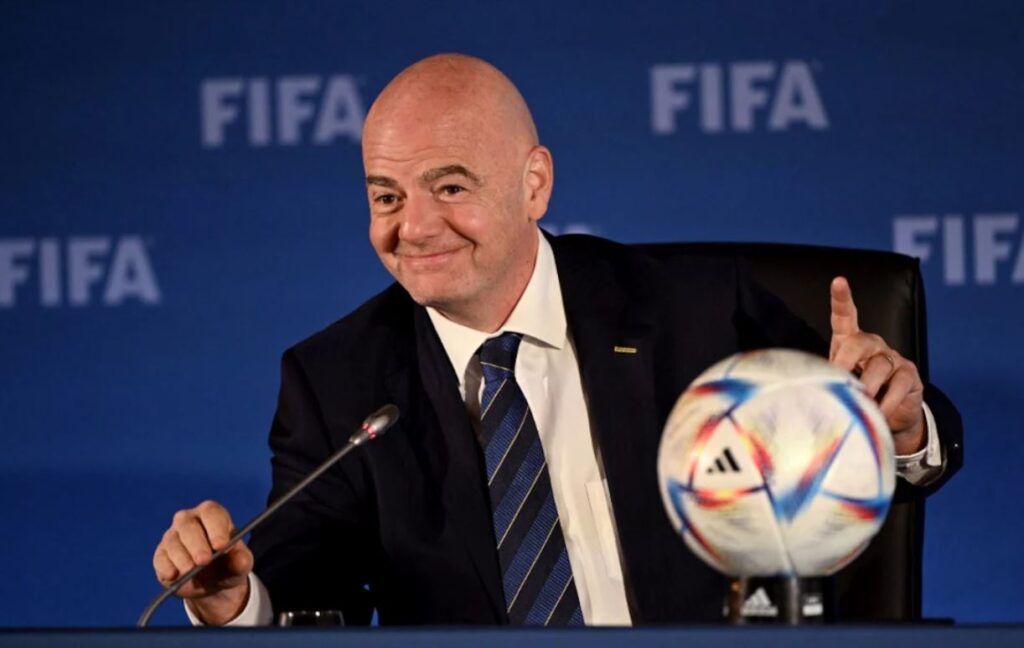 বিশ্বকাপের টিকিট নিয়ে বিতর্ক: ‘জনপ্রিয়তা বাড়লেই দাম বাড়বে’, দাবি ফিফা প্রেসিডেন্ট ইনফান্তিনোর