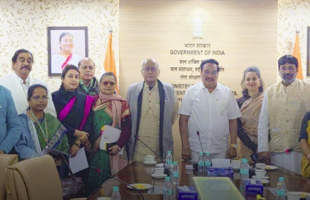 জল জীবন মিশনেও বঞ্চনা, মন্ত্রীকে বাংলার দাবিতে স্মারকলিপি তৃণমূলের সংসদীয় প্রতিনিধি দলের