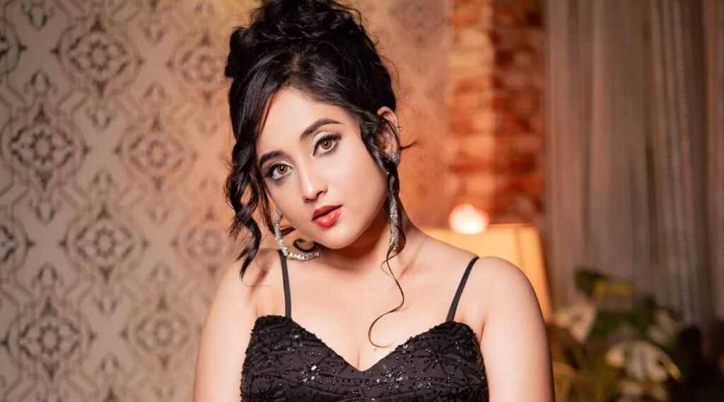 দেবের পর এবার সৌমিতৃষা! SIR-র শুনানিতে তলব অভিনেত্রীকে