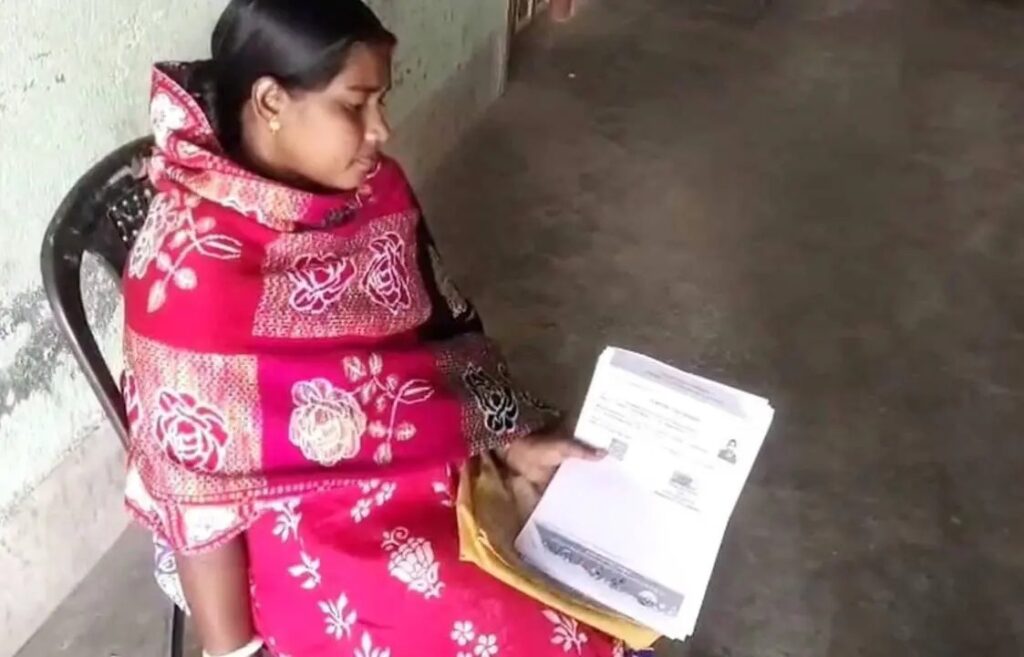 প্রসবের দিনই শুনানিতে ডাক, ৪০ কিমি পাড়ি দিতে হবে পক্ষাঘাতগ্রস্তকেও! কমিশনের নির্দেশে হুলস্থুল কান্দিতে