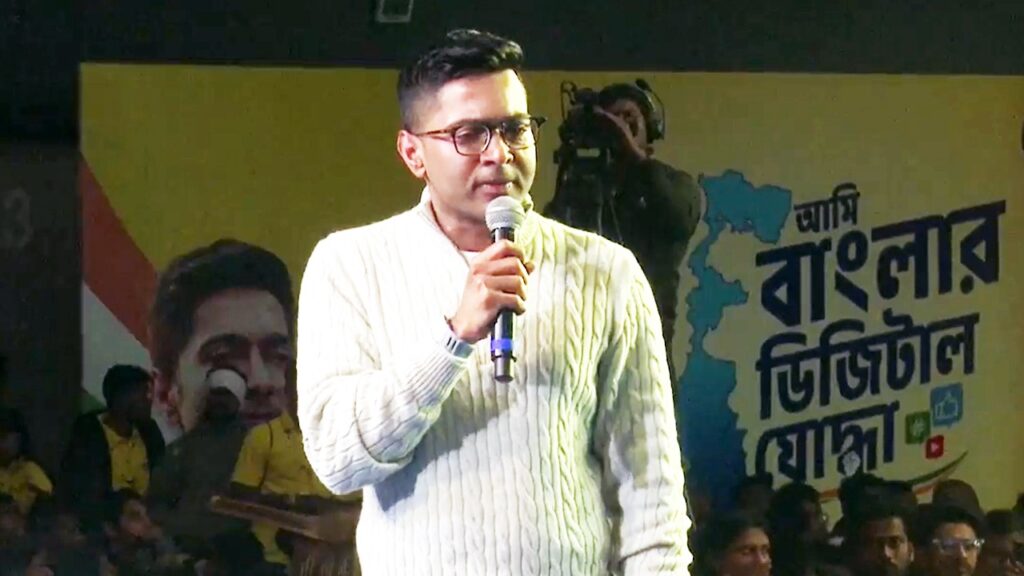 কাজের খতিয়ান নিয়ে রাস্তায় নামুন, BJP-র মিথ্যার ন্যারেটিভ ভাঙতে ‘ডিজিটাল যোদ্ধা’দের বার্তা অভিষেকের