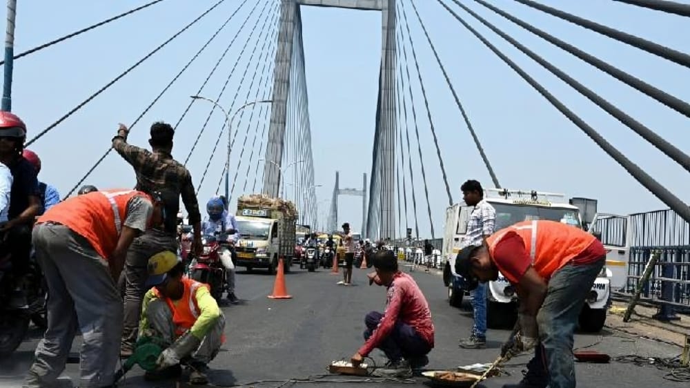 ফের ভোগান্তি! রবিবার টানা ১৬ ঘণ্টা বন্ধ বিদ্যাসাগর সেতু, জানুন বিকল্প রুট