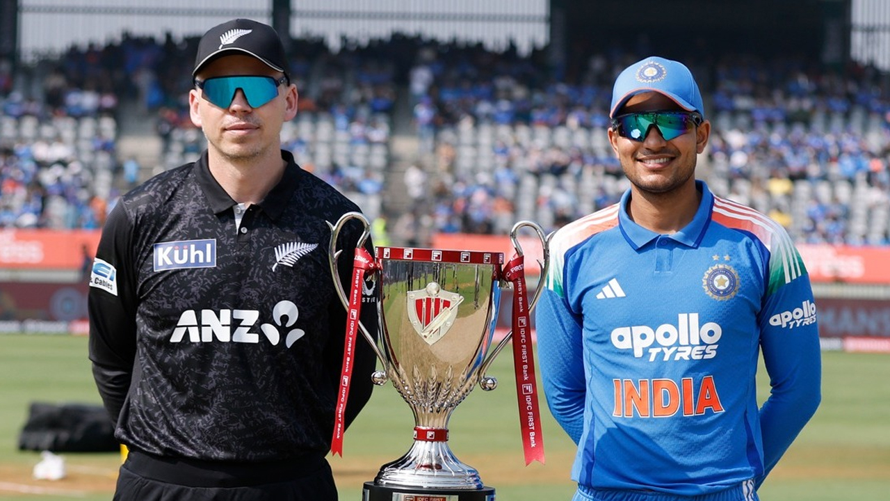 রাজকটে আজ দ্বিতীয় ওয়ানডেতে টসে জিতে বোলিং নিউজিল্যান্ডের, কোহলির সামনে কোন নজির গড়ার সুযোগ?