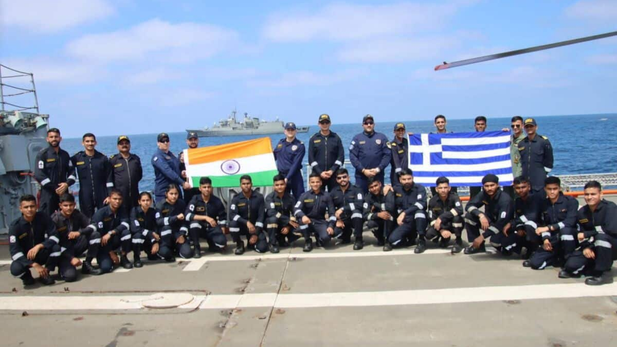 বেকায়দায় ‘পাক-বন্ধু’ তুরস্ক! গ্রিসকে অত্যাধুনিক সমরাস্ত্র রপ্তানি করছে ভারত