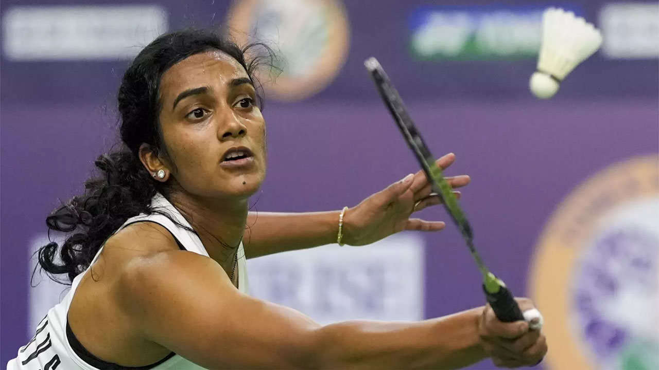 চোট কাটিয়ে ফিরেও ফাইনালের স্বপ্নভঙ্গ, মালয়েশিয়া ওপেনে সেমিফাইনালেই বিদায় পি ভি সিন্ধুর