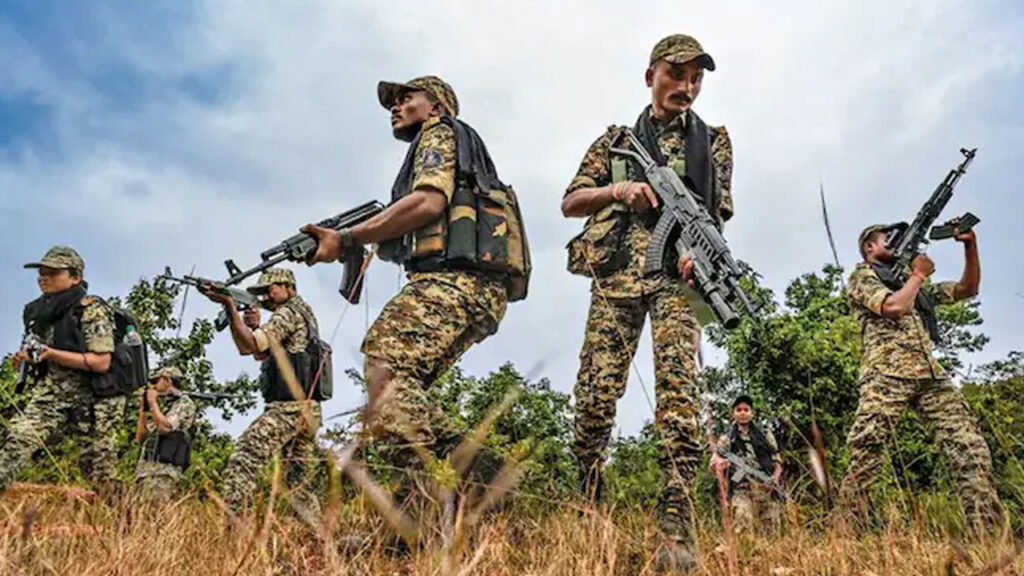 ছত্তিশগড়ের সুকমায় বড় সাফল্য নিরাপত্তাবাহিনীর, এনকাউন্টারে মৃত ১২ মাওবাদী